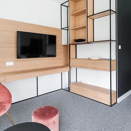 Apartment Novum Center Near The Train Station By Sun & Snow *