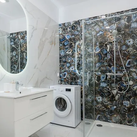 Novum Center, Sun & Snow * Krakau