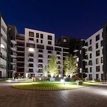 Novum Center Near The Train Station By Sun & Snow Apartment *