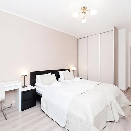 Novum Center, Sun & Snow *